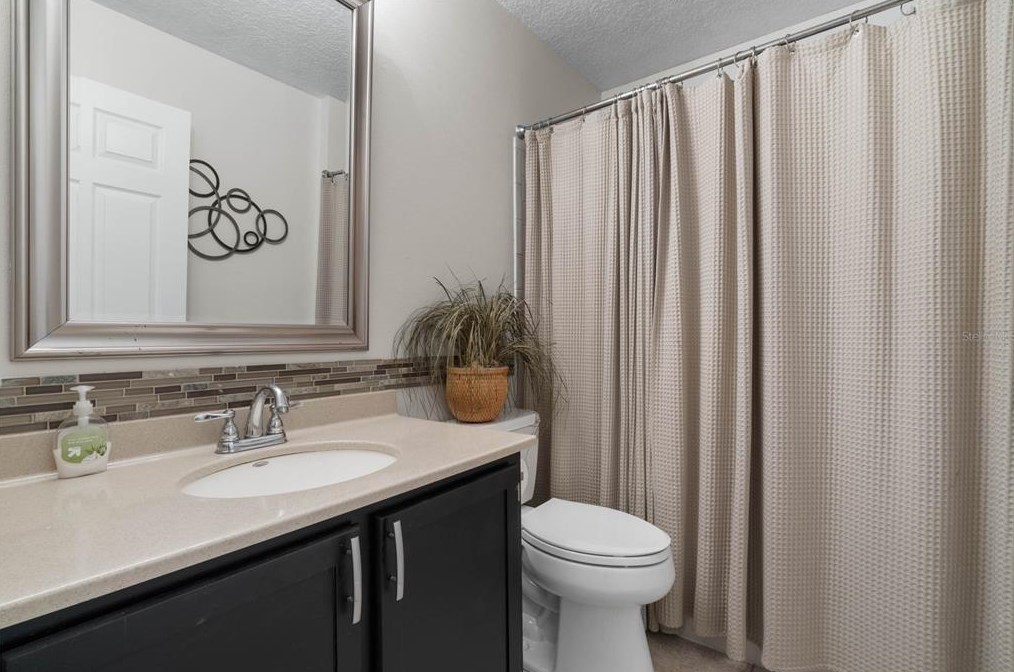 110 Oak View Cir, Lake Mary FL  32746-4201 exterior