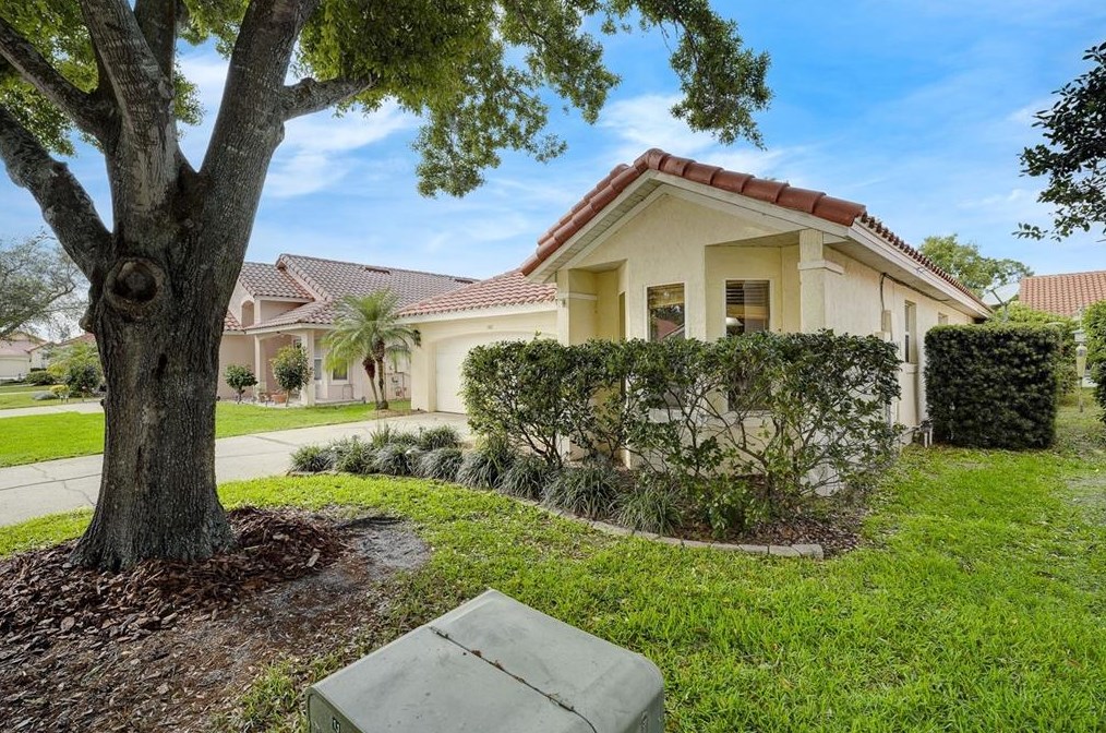 782 Via Milano, Apopka, FL 32712-3194