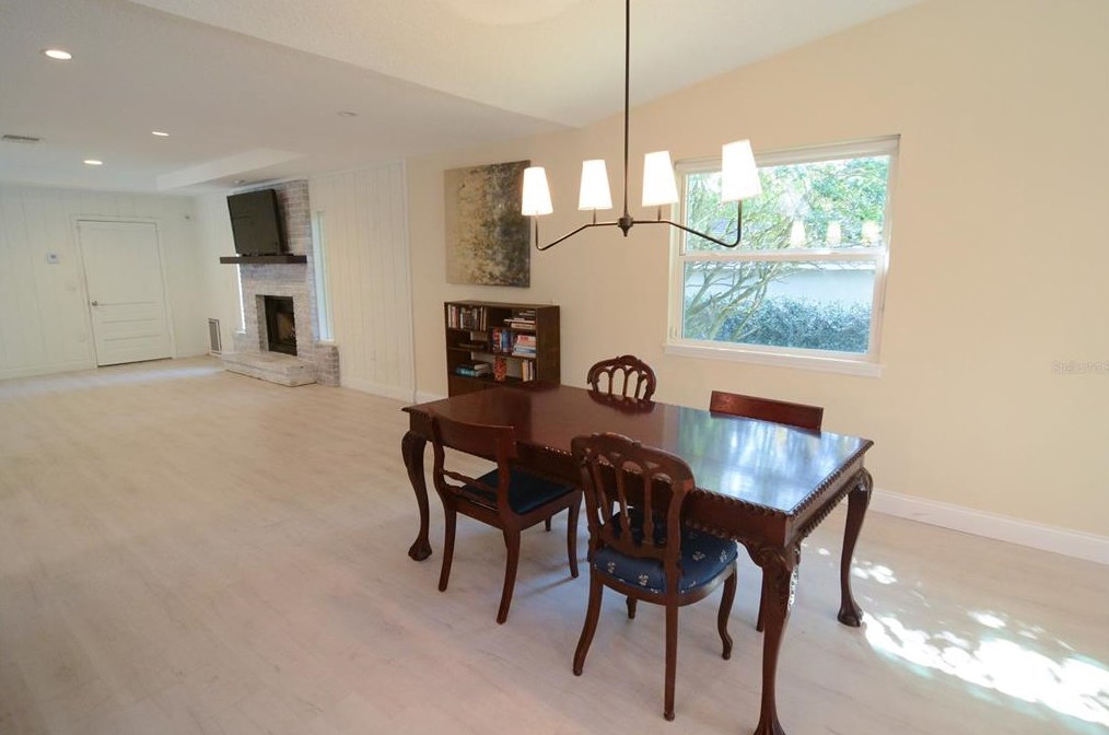 2361 Dartmouth Rd, Deland FL  32724-8406 exterior