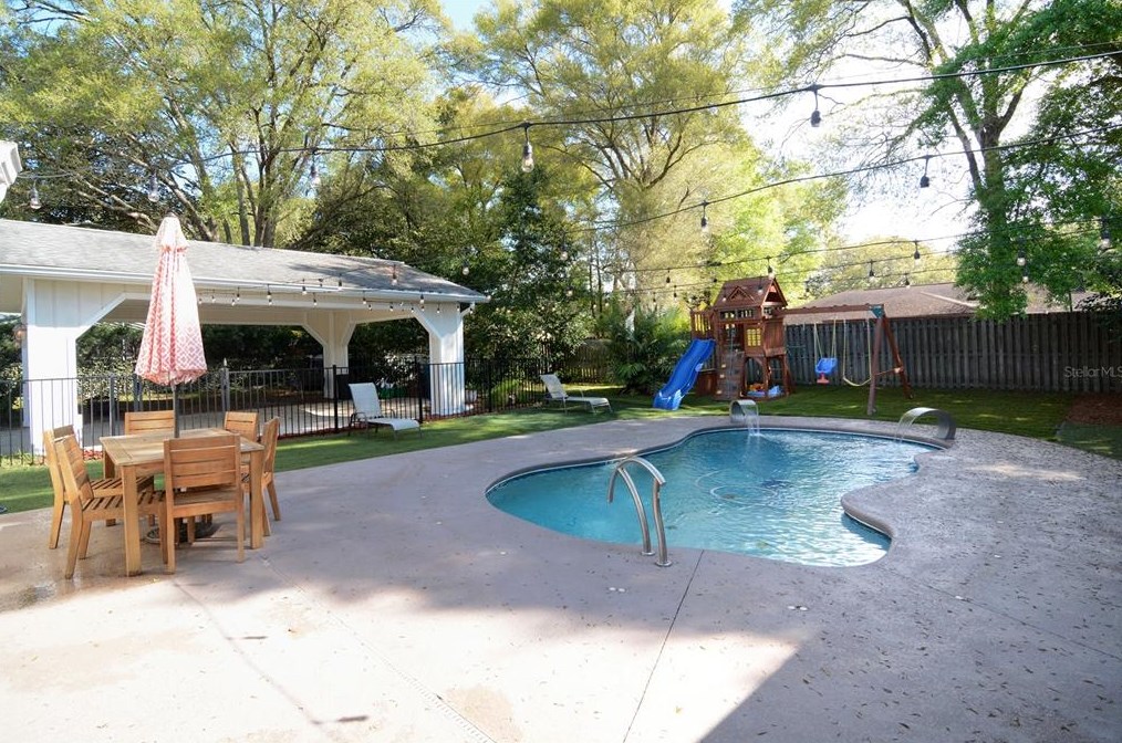 2361 Dartmouth Rd, Deland FL  32724-8406 exterior