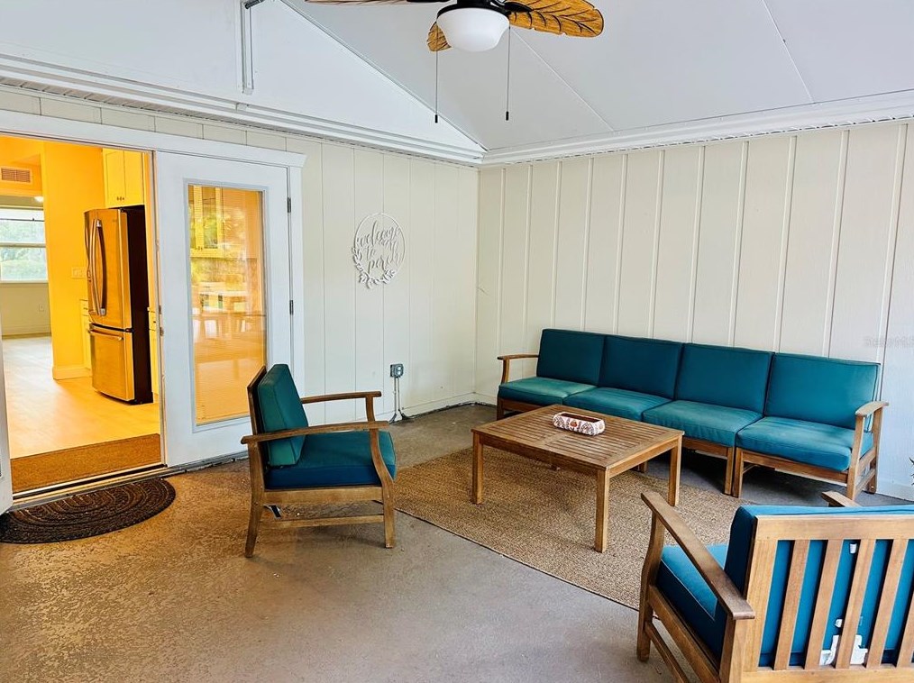 2361 Dartmouth Rd, Deland FL  32724-8406 exterior