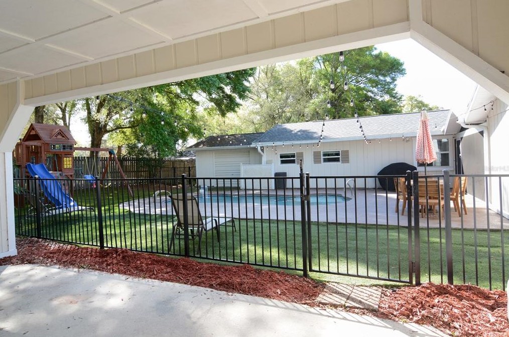 2361 Dartmouth Rd, Deland FL  32724-8406 exterior