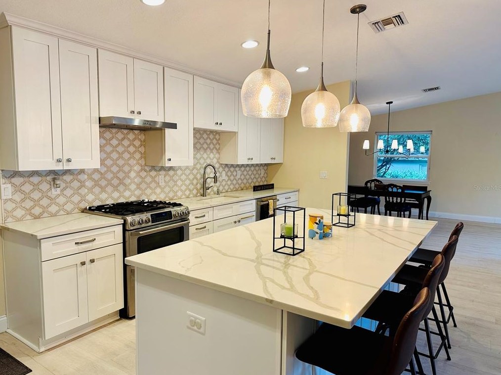 2361 Dartmouth Rd, Deland FL  32724-8406 exterior