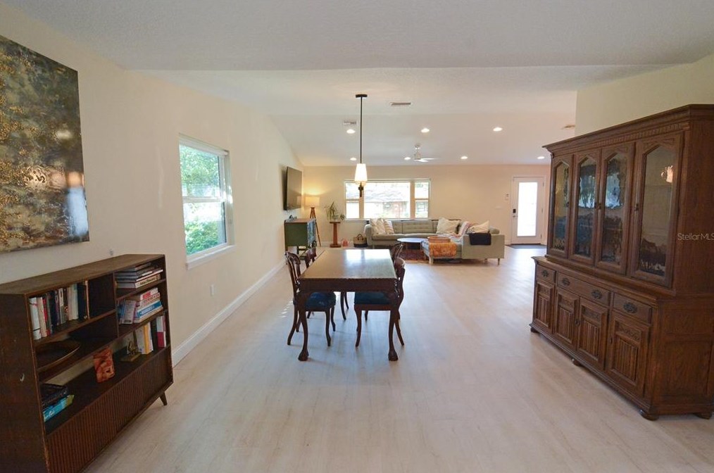 2361 Dartmouth Rd, Deland FL  32724-8406 exterior