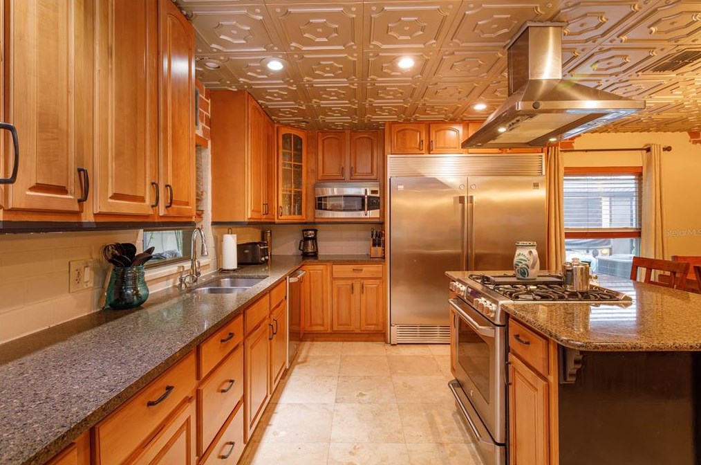 644 Glenview Dr, Winter Garden FL  34787-2206 exterior