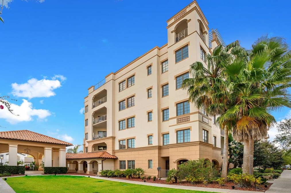 300 S Interlachen Ave #303, Winter Park, FL 32789