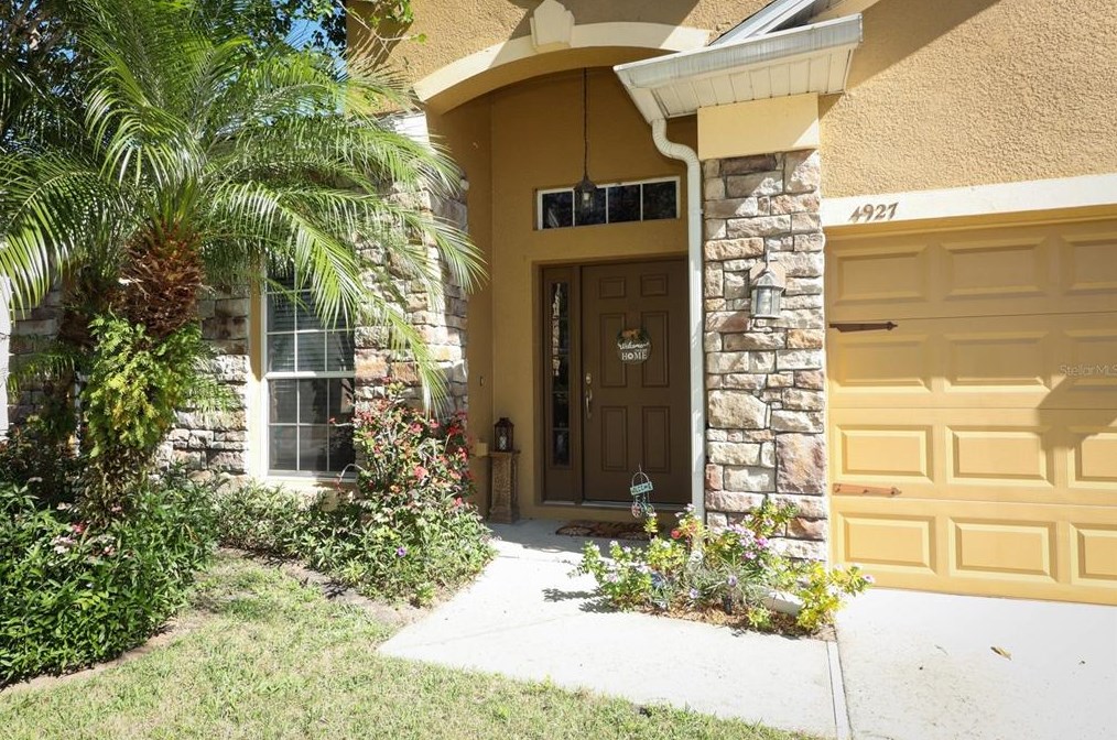 4927 Adair Oak Dr, Orlando, FL 32829-8224