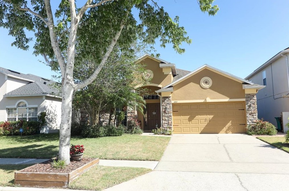 4927 Adair Oak Dr, Orlando FL 32829-8224 exterior