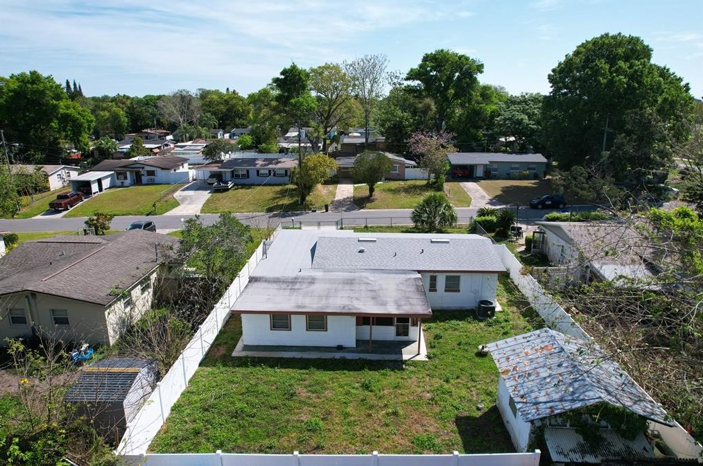 1220 Helen St, Apopka FL  32703-6813 exterior