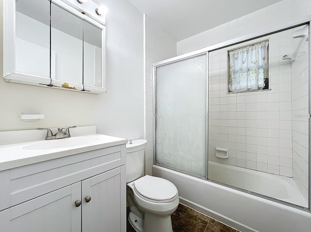 1220 Helen St, Apopka FL  32703-6813 exterior