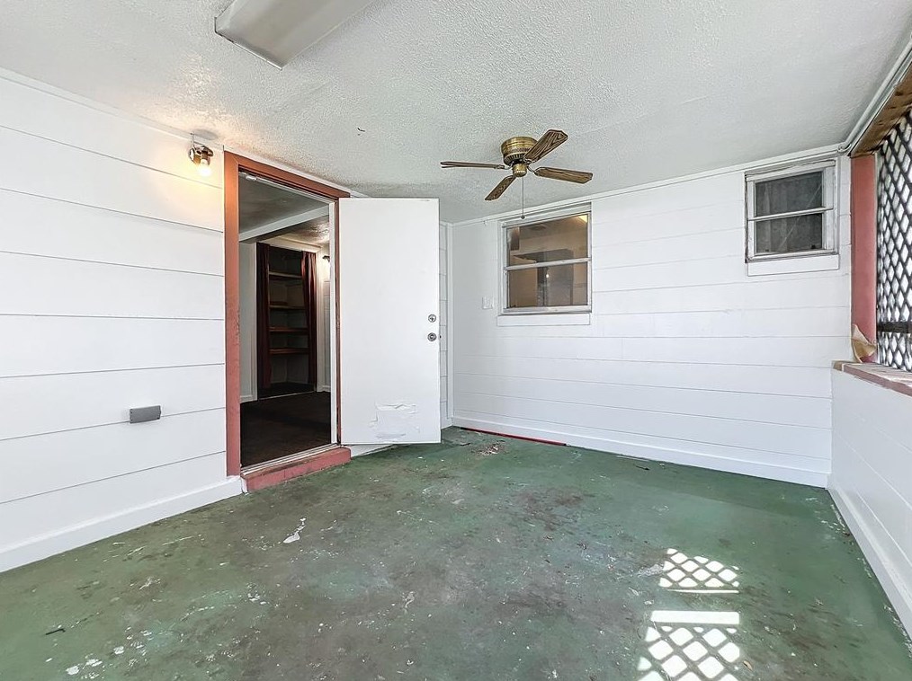 1220 Helen St, Apopka FL  32703-6813 exterior