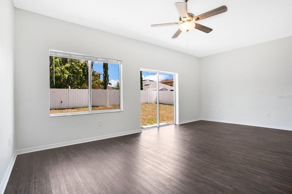 12716 Longcrest Dr, Riverview FL 33579-4001 exterior