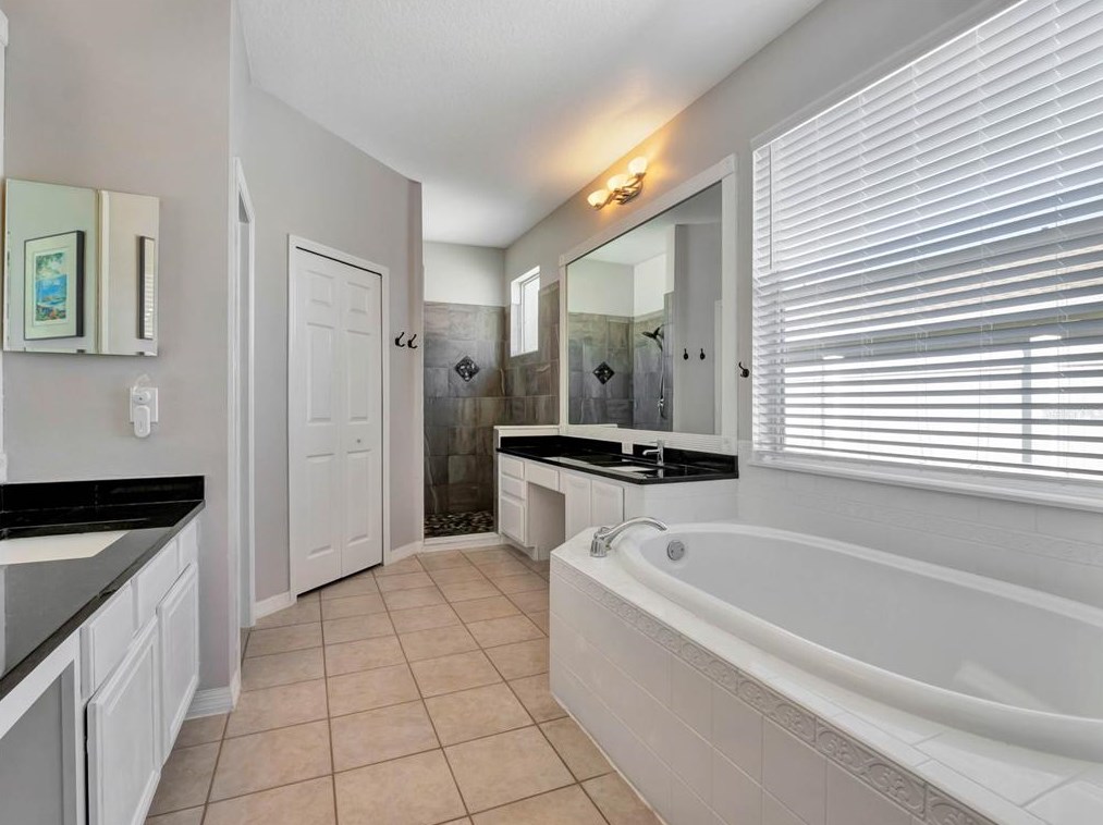 329 Blue Stone Cir, Winter Garden FL  34787-5231 exterior