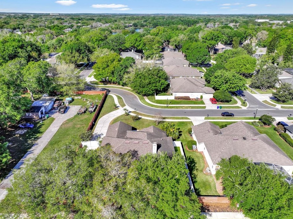 329 Blue Stone Cir, Winter Garden FL  34787-5231 exterior