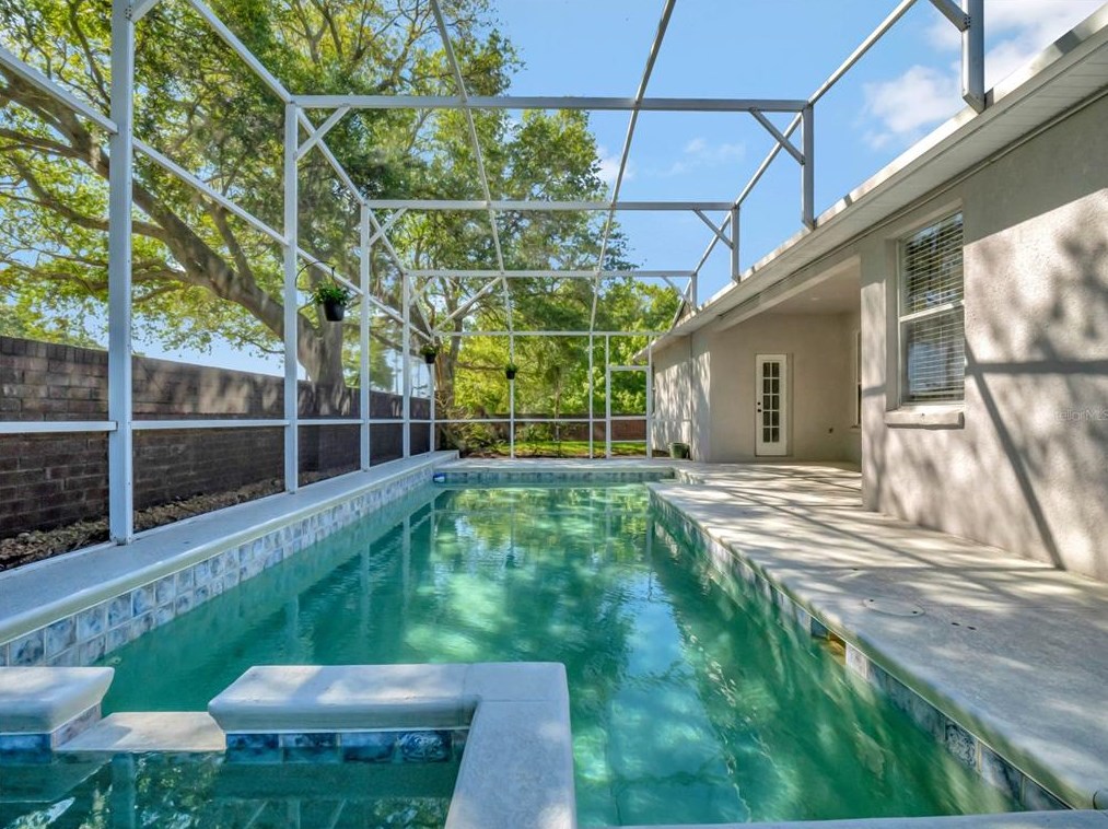 329 Blue Stone Cir, Winter Garden FL  34787-5231 exterior