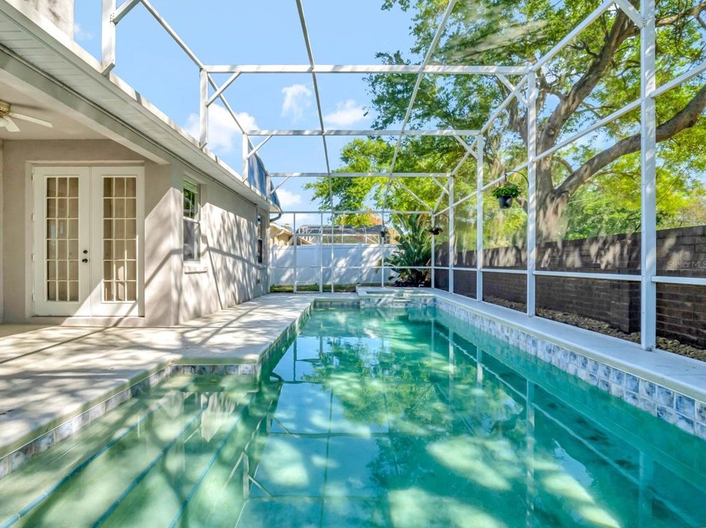 329 Blue Stone Cir, Winter Garden FL  34787-5231 exterior