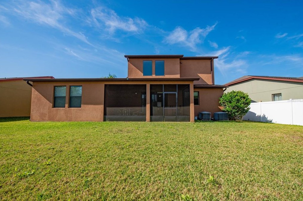 989 Costa Mesa Ln, Kissimmee, FL 34744