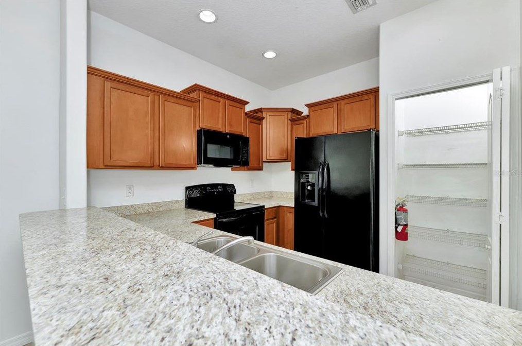 2821 Adelaide Ct, Orlando FL 32824-4289 exterior