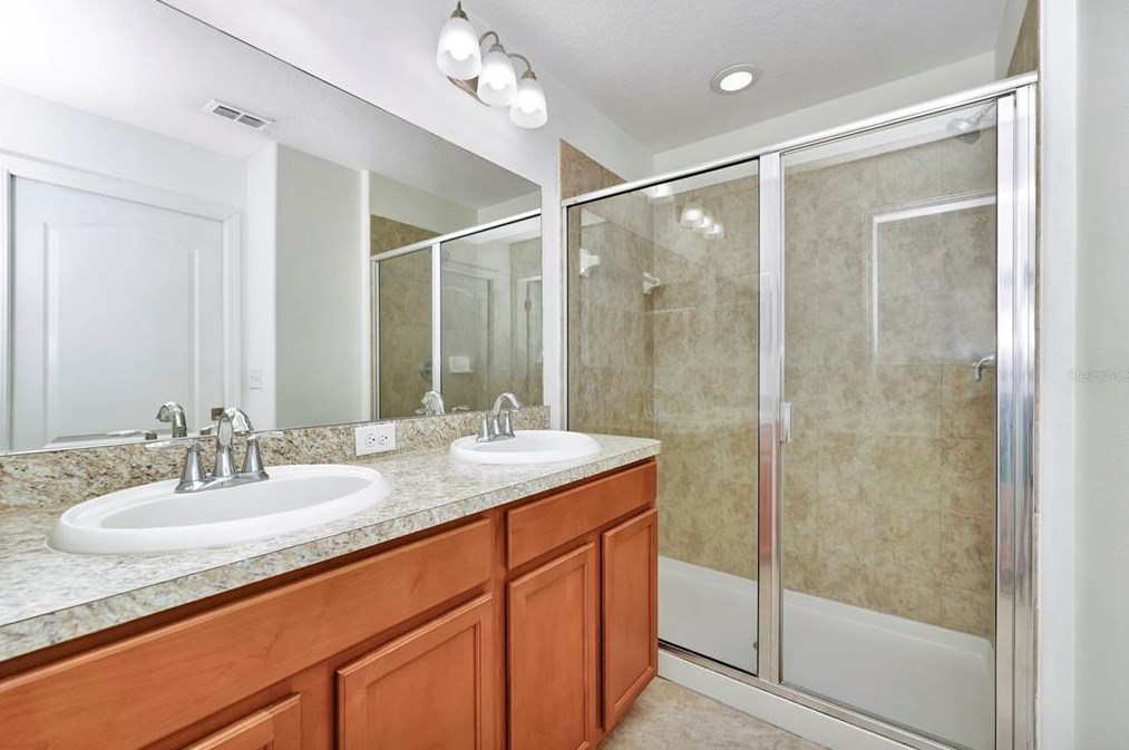 2821 Adelaide Ct, Orlando FL 32824-4289 exterior