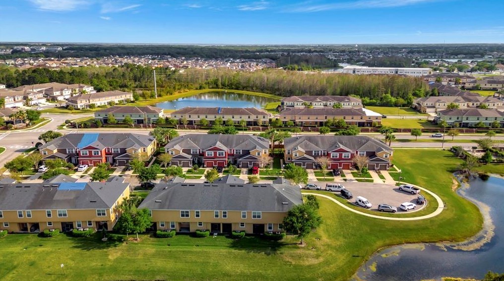 2821 Adelaide Ct, Orlando FL 32824-4289 exterior