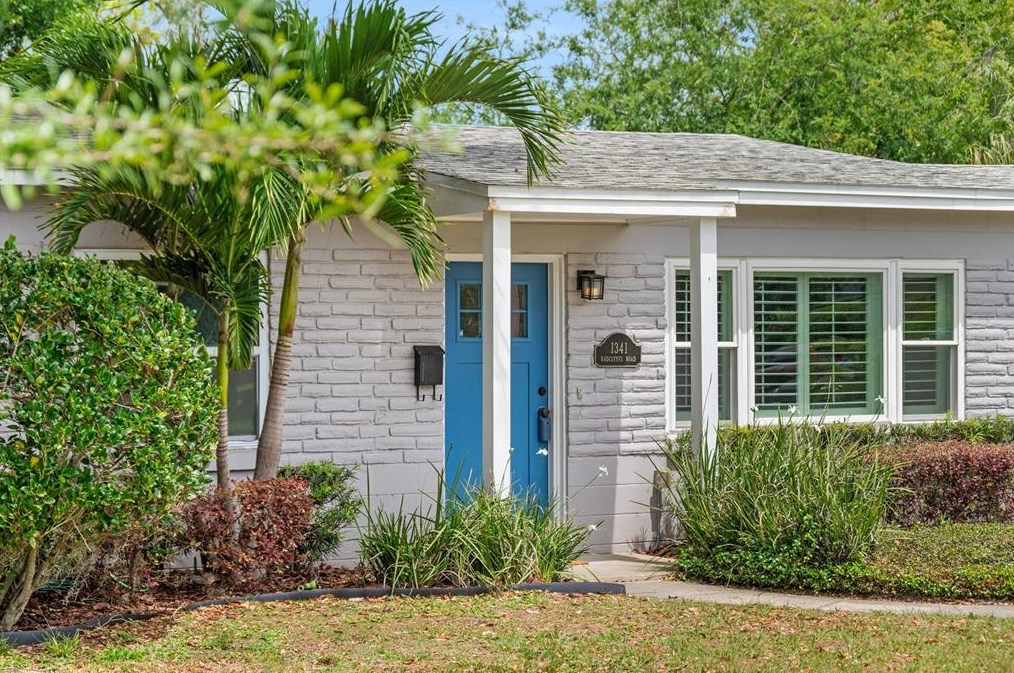 1341 Radclyffe Rd, Orlando, FL 32804-4824