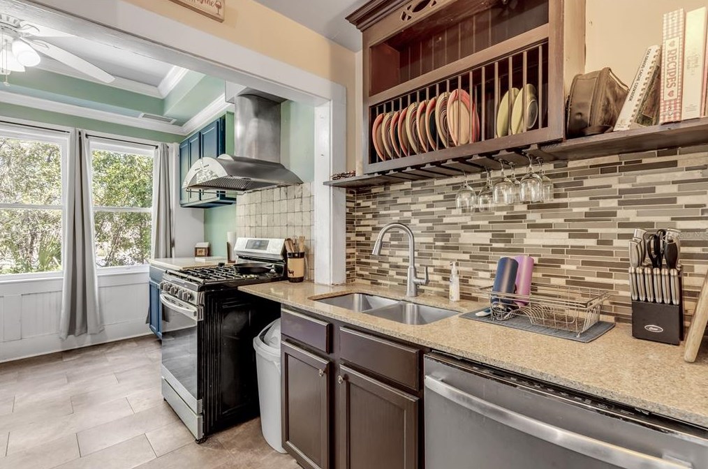 204 Fairview Ave, Daytona Beach FL  32114-2106 exterior