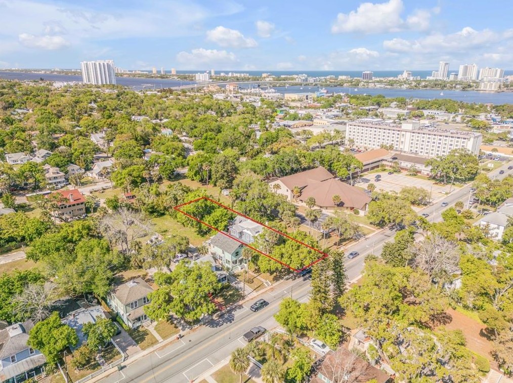 204 Fairview Ave, Daytona Beach FL  32114-2106 exterior