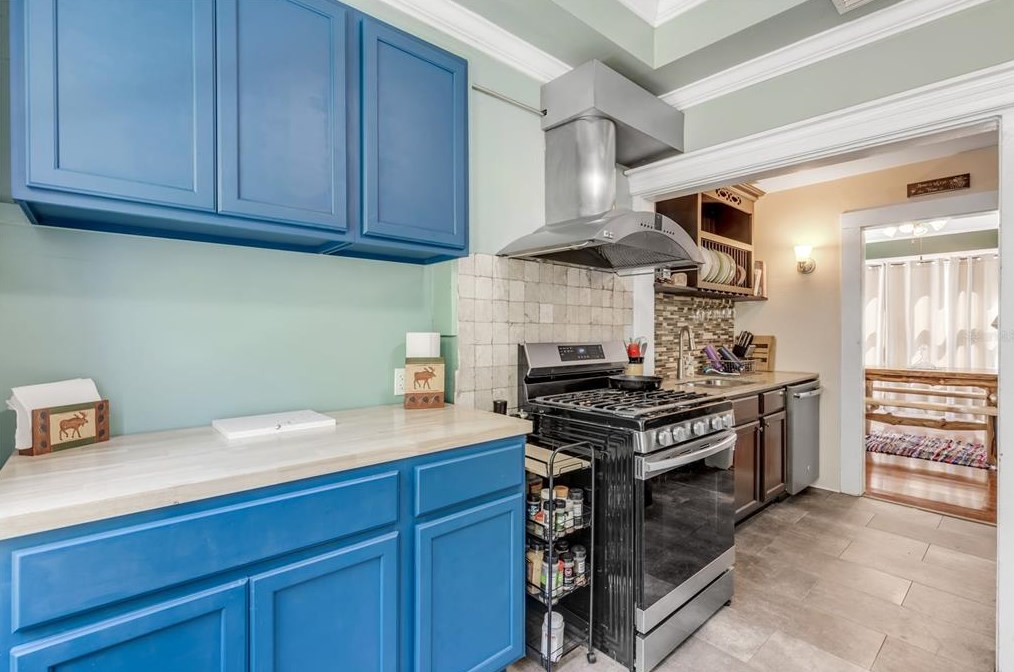 204 Fairview Ave, Daytona Beach FL  32114-2106 exterior