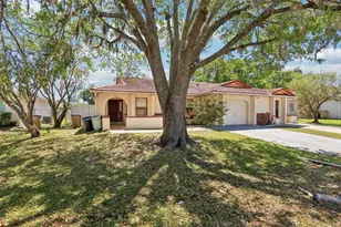 371 Cocoa Ct, Kissimmee, FL 34758 - Photo 2