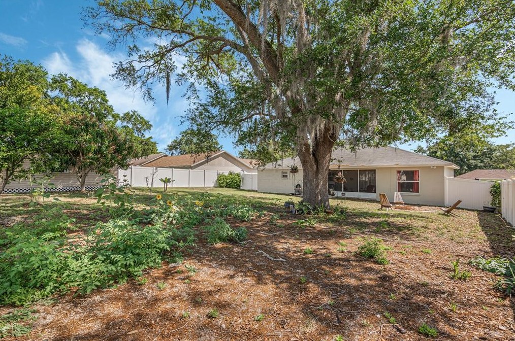 5976 Hillside Heights Dr, Lakeland, FL 33812