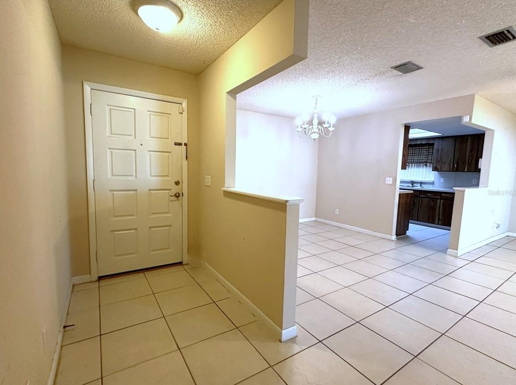 46 Lantana Dr, De Bary, FL 32713-2422