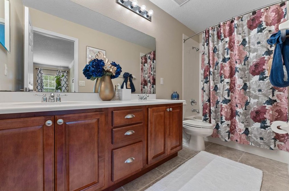 708 Legacy Park Dr, Casselberry FL  32707-2404 exterior