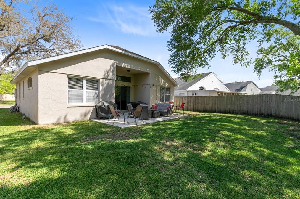 13556 Emeraldview Dr, Orlando FL  32828-8409 exterior