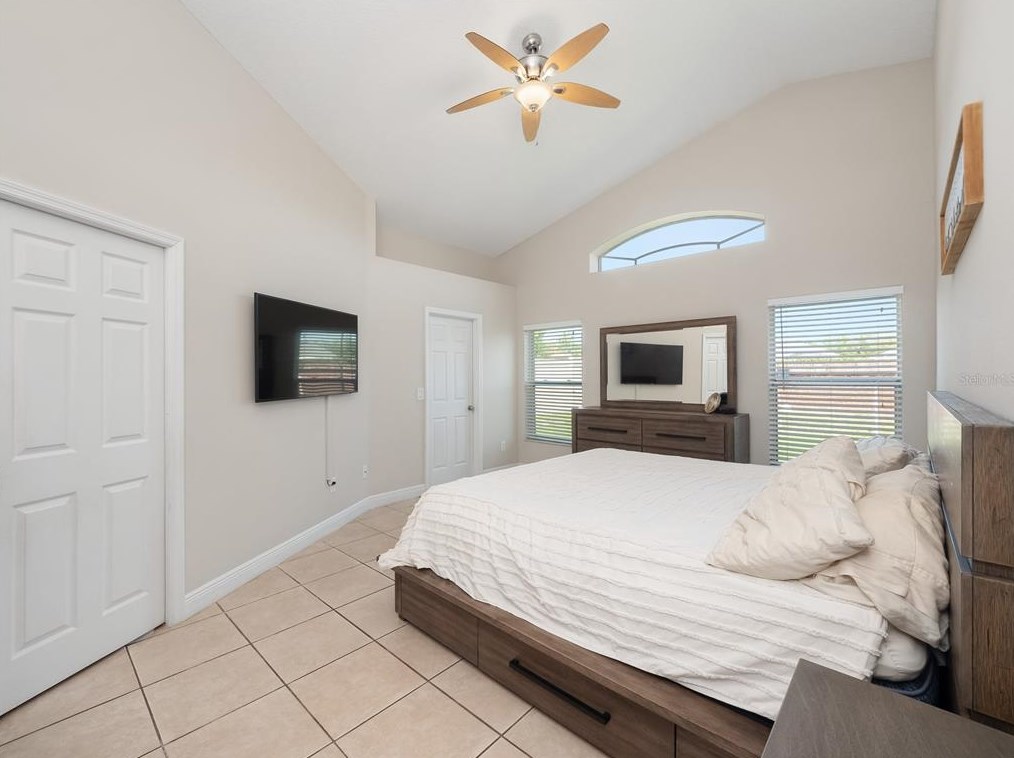 5150 Hook Hollow Cir, Orlando FL  32837-4913 exterior
