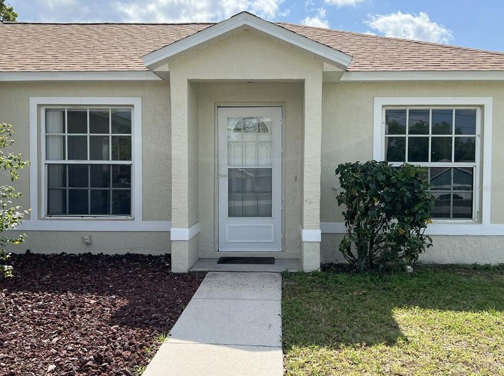 1154 Humphrey Blvd, Deltona, FL 32738-6837