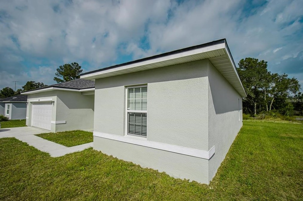 667 Marion Oaks Ln, Ocala FL  34473-4149 exterior