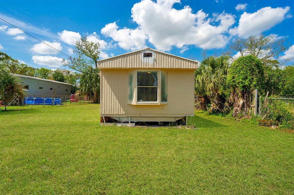 168 Manor Ave, Altamonte Springs, FL 32714-1927
