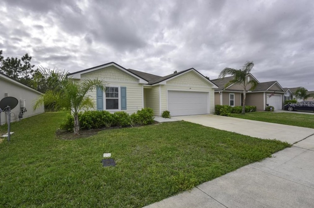 674 Grand Reserve Dr, Bunnell, FL 32110