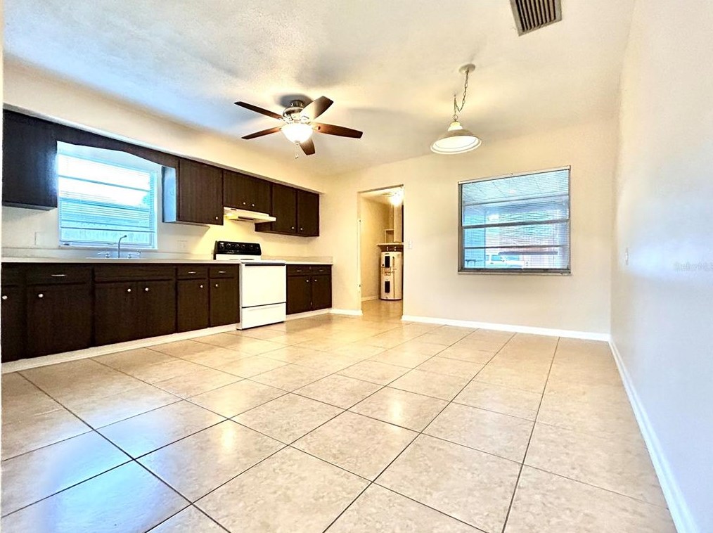 530 Park Ave #532, Umatilla, FL 32784