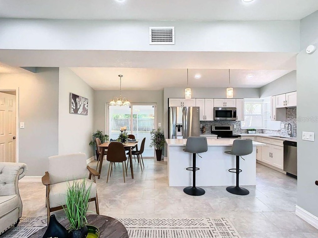 626 Darby Ct, Deltona FL  32725 exterior