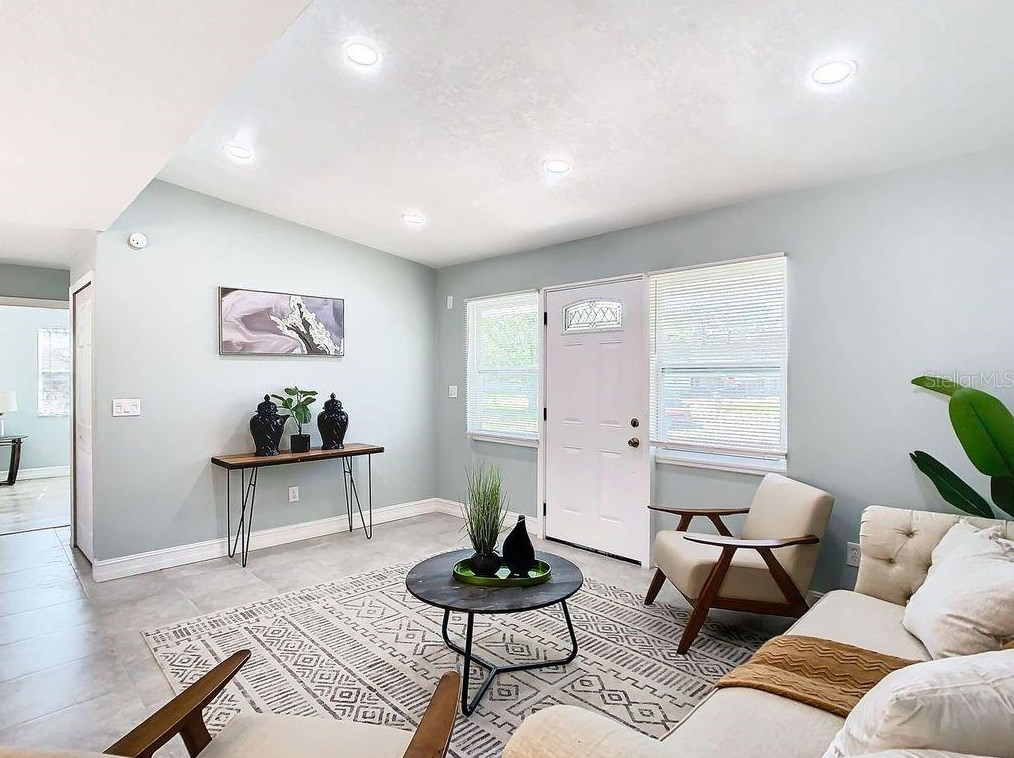 626 Darby Ct, Deltona FL  32725 exterior