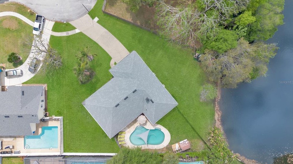 400 Pinta Pl, Longwood FL  32750-6506 exterior