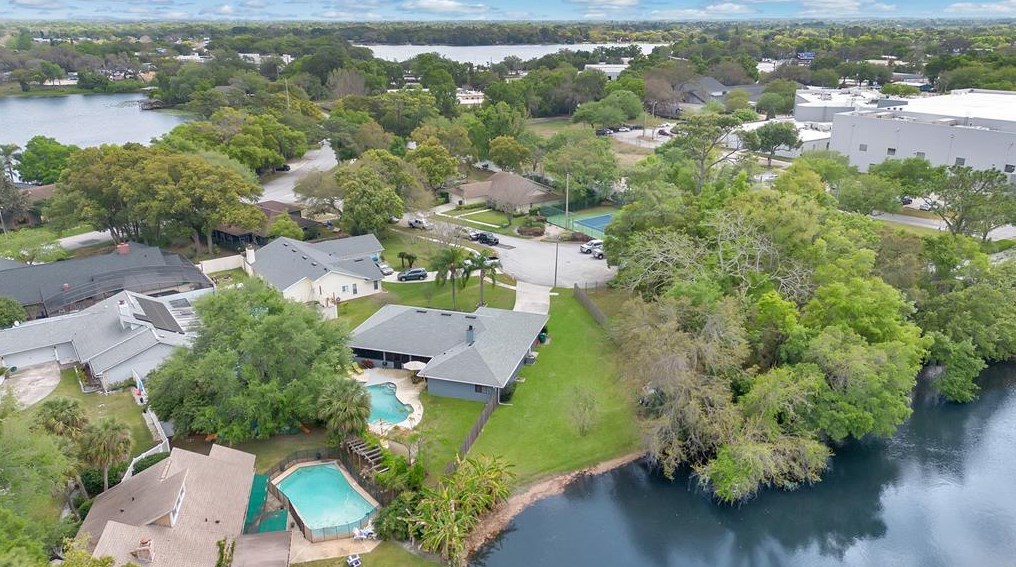 400 Pinta Pl, Longwood FL  32750-6506 exterior