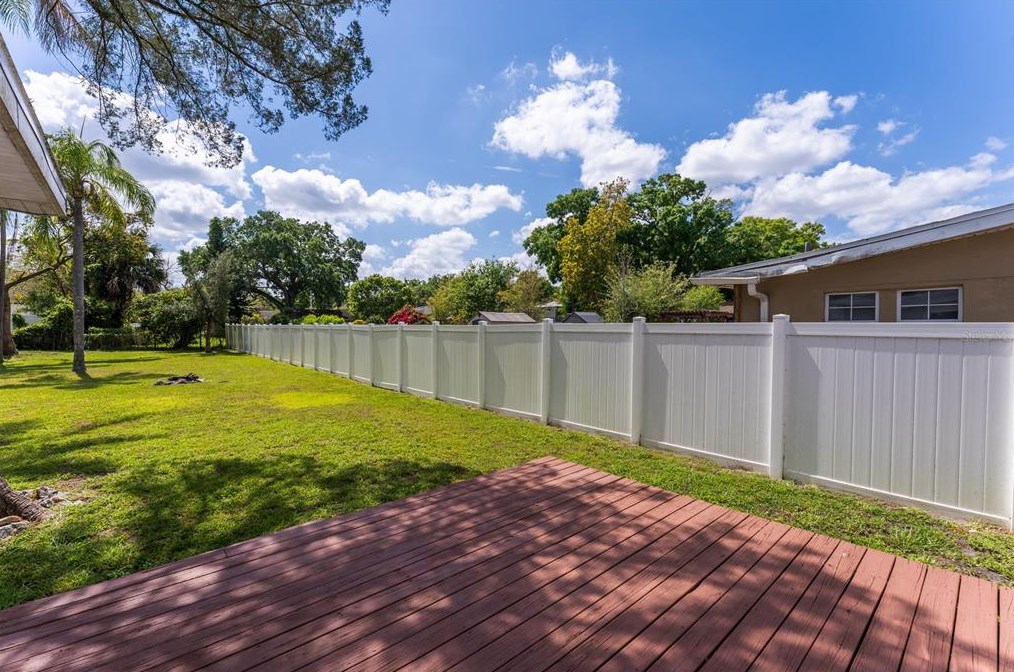 2110 Carlton Dr, Orlando FL  32806-3107 exterior