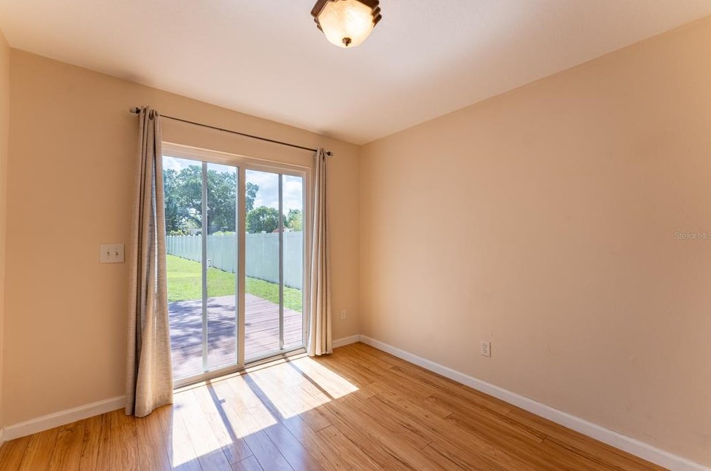 2110 Carlton Dr, Orlando FL  32806-3107 exterior