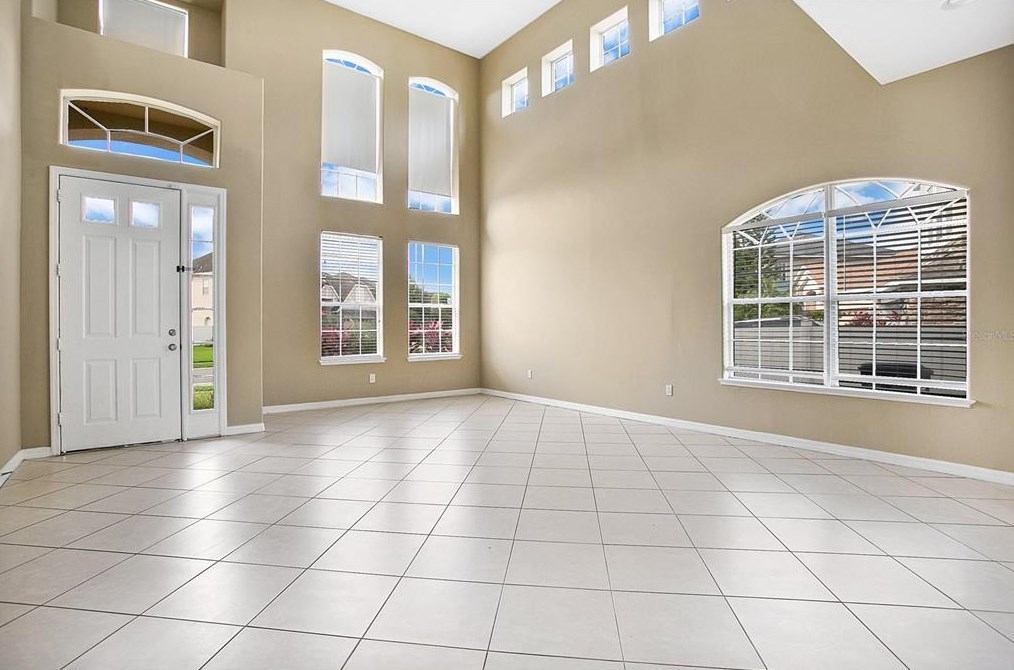 1915 Cedar Lake Dr, Orlando, FL 32824-5691