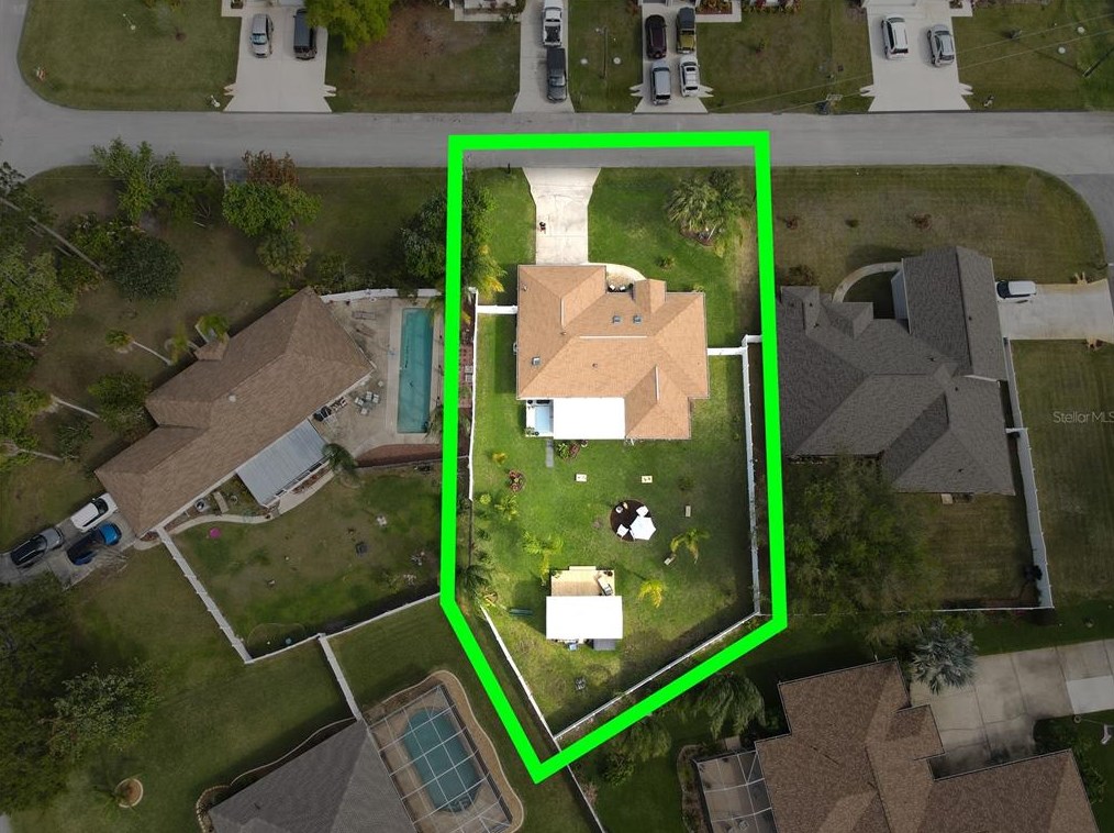 33 Essex Ln, Palm Coast FL  32164-6259 exterior
