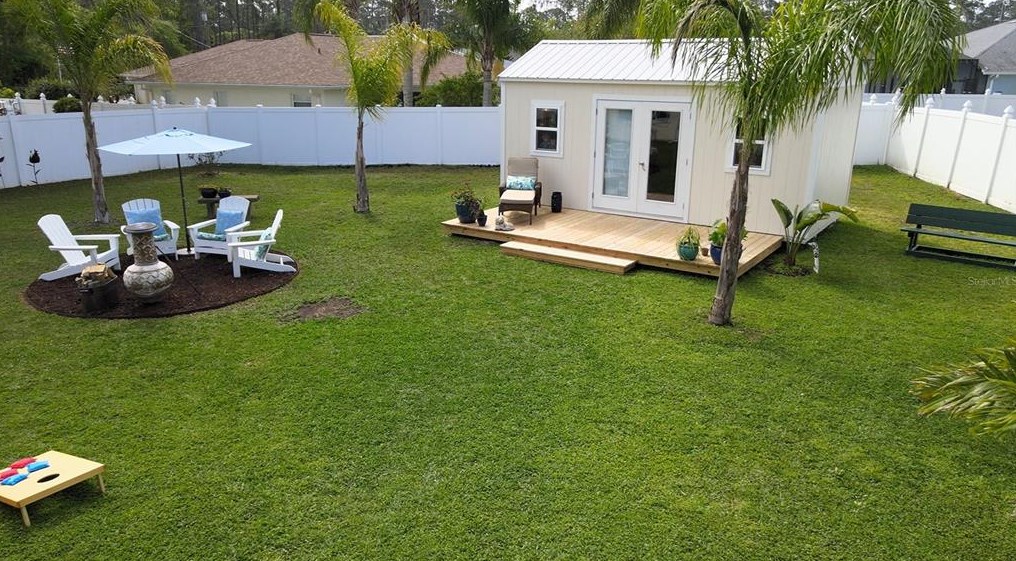 33 Essex Ln, Palm Coast FL  32164-6259 exterior