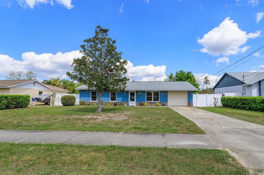 3009 Courtland Blvd, Deltona, FL 32738