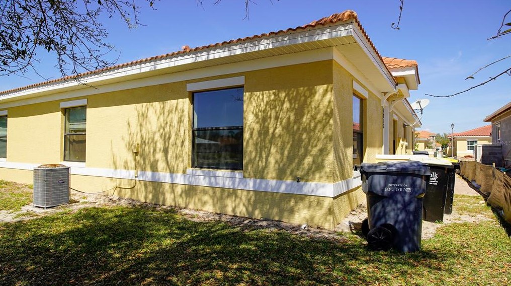 1817 Coriander Dr, Kissimmee FL  34759-5446 exterior